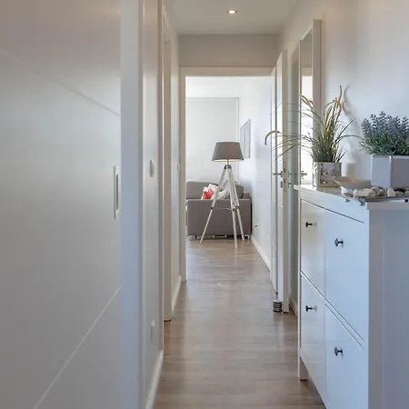 Th_ H_str_3 App_ 30 Kaisers